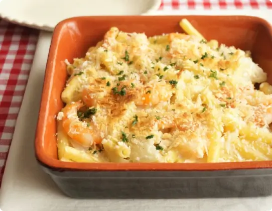 Shrimp and macaroni cream gratin